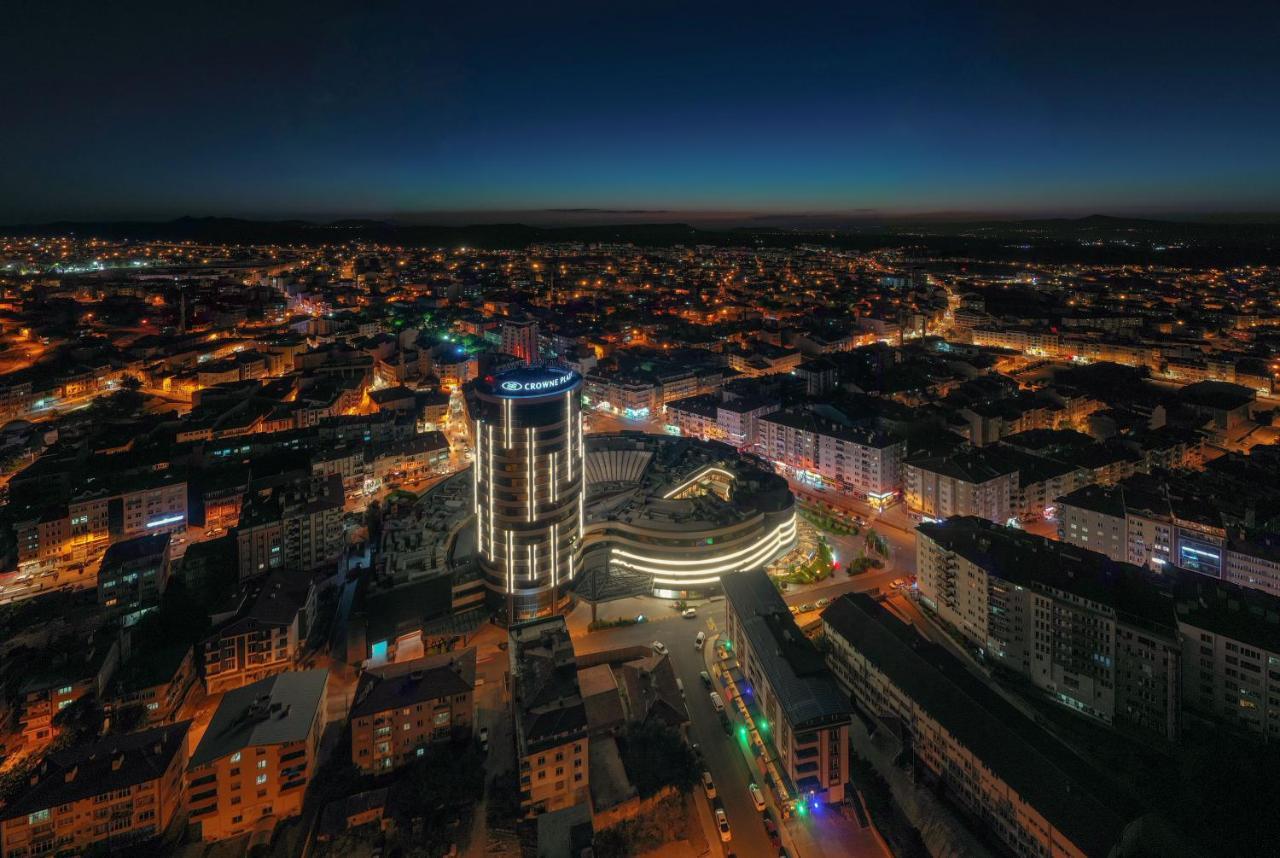 Crowne Plaza Cappadocia - Nevsehir By Ihg Nevşehir Exterior foto